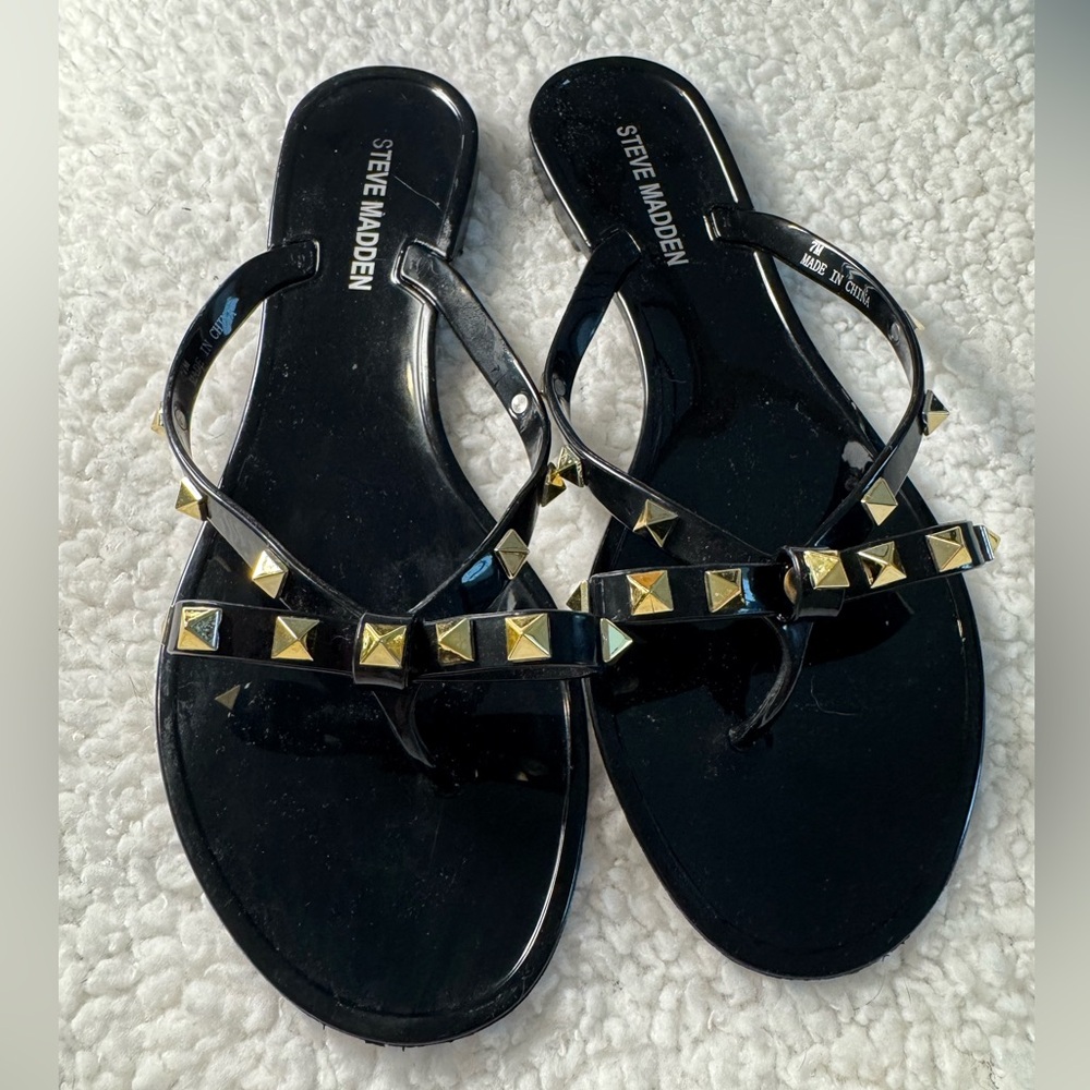 Steve Madden jelly bow flip flops with Gold Studs